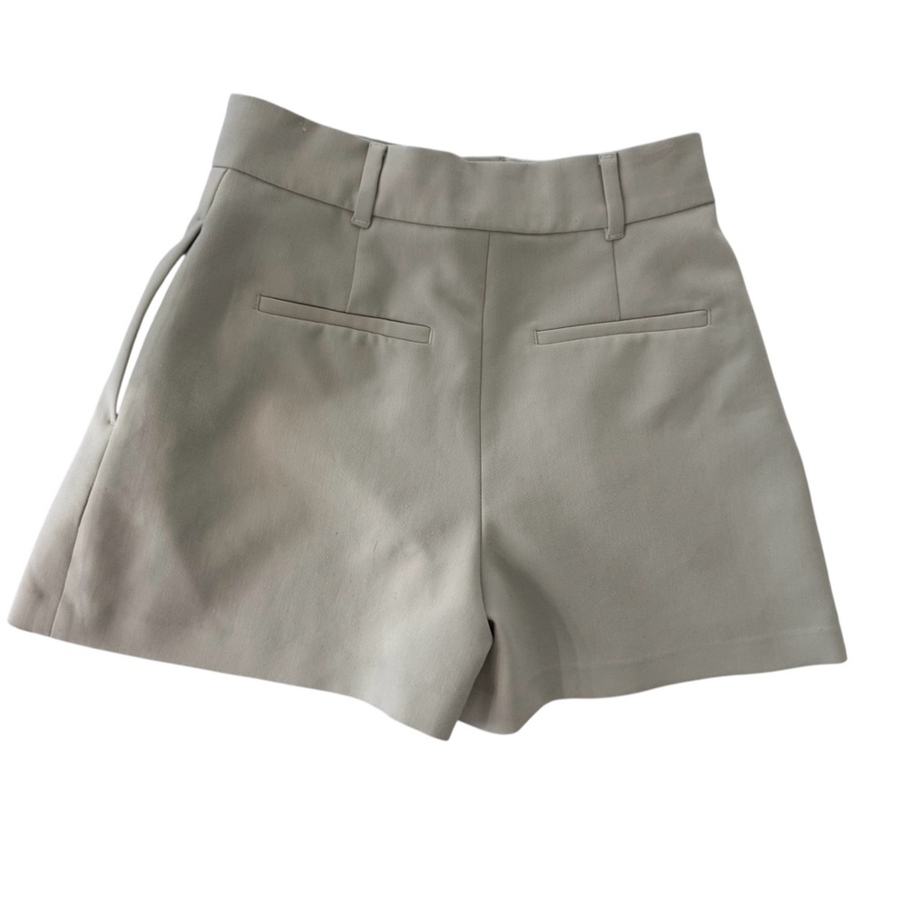 Sold - Picture 4 of 8